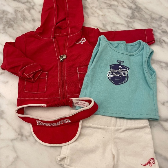 ❤️ AMERICAN GIRL RETIRED CHRISSA WARM-UP LIFEGUARD SET - Picture 1 of 3